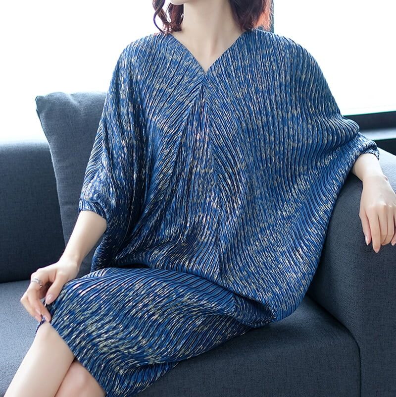 2021 New Women Autumn Loose Dress, Pleated Short Batwing ,Sleeve V Neck ,Mid Calf ,Length Large Size #NP - Image 2